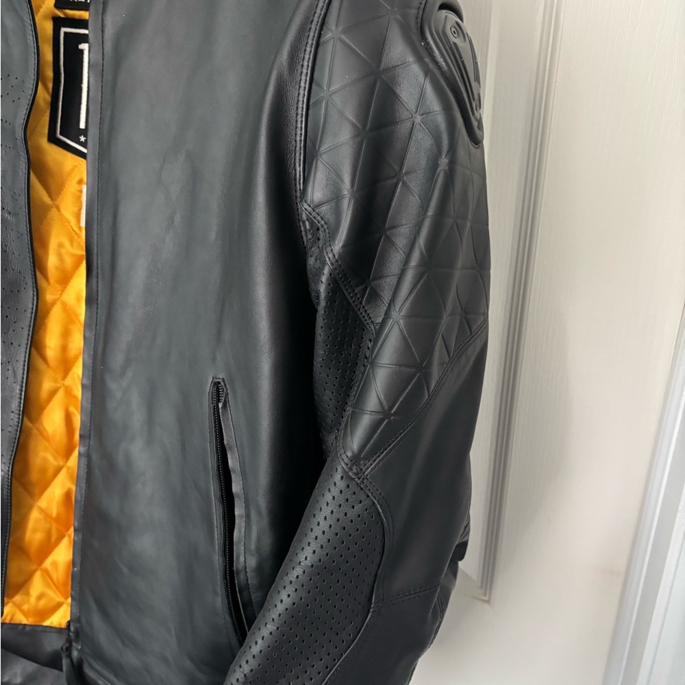 ICON 1000 Retrograde Black Motorcycle Leather Jacket - Picture 5 of 5